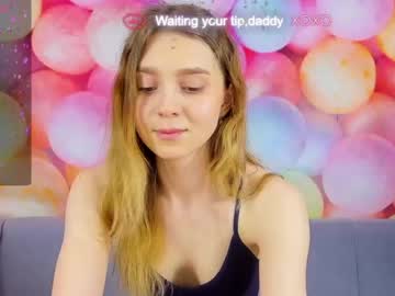 girl Cam Girls Get Busy With Their Dildos With No Shame with evamisspretty
