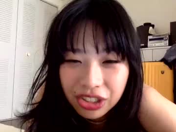 girl
        milo_nadie_leo cam image #4626066