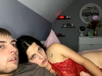 couple
        cupiddd333 cam image #2591736