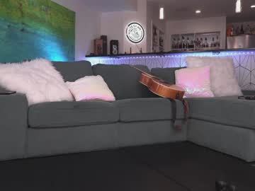 couple
        playtimewithv cam image #5532424