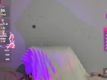 girl
        _flipped_ cam image #7003032
