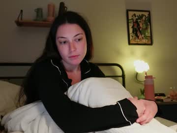 girl
        filthyfreckles cam image #6810936