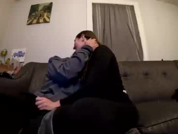couple
        spillthewine420 cam image #3224567