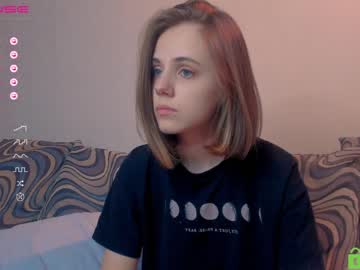girl
        melissiasnora cam image #506361
