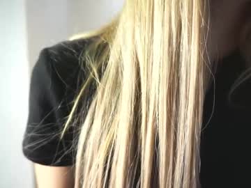 girl
        pollycilley cam image #4892496