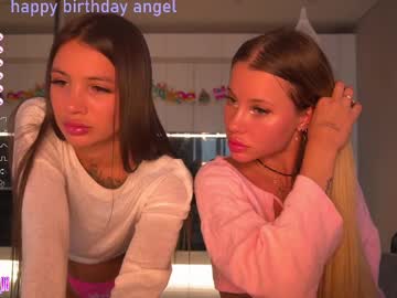 girl
        leyla_ly cam image #6271916