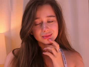 girl
        angella_taylor cam image #1957091
