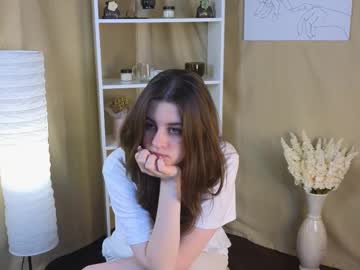 girl
        udeladunkum cam image #6480371