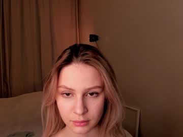 girl
        zarablond cam image #3444574