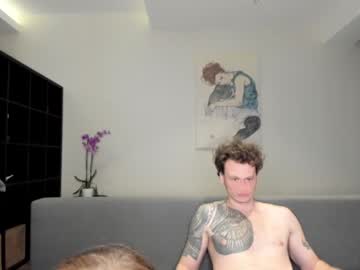 couple
        twerk_dance_live cam image #2690240