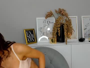 girl
        finestchantilly cam image #175768