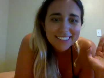 girl Cam Girls Get Busy With Their Dildos With No Shame with heyitscami
