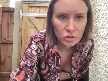 girl
        eatmypie69 cam image #5065529