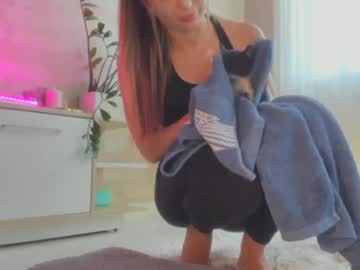 girl
        meryfoxxx cam image #4504195