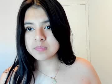 girl
        luciana_bby cam image #1086546