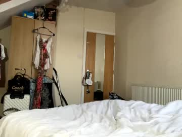 girl
        allanarey151 cam image #6663640