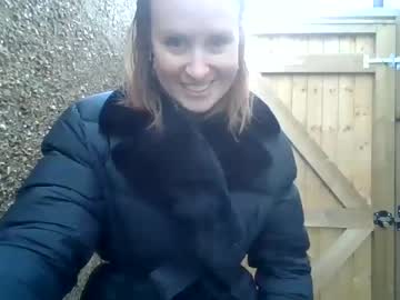 girl
        eatmypie69 cam image #3083616