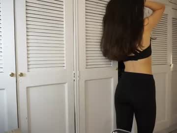 girl
        soifiee cam image #1937777