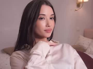 girl
        catedeman cam image #6806922
