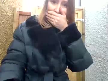 girl
        eatmypie69 cam image #3040634