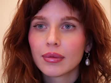 girl
        ellaa91 cam image #5973182