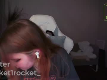 girl
        pocketrocket_ cam image #3638820