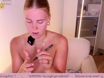 girl
        susyjo cam image #4301029
