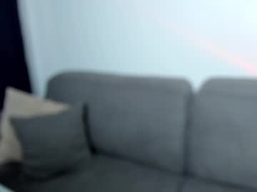 girl
        alica_quinn cam image #4922617