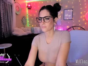 girl
        milf_lacey cam image #600309