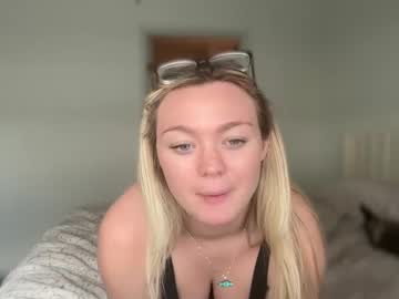 girl
        dmaxkenz cam image #5406789