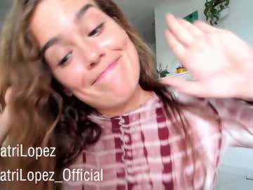 girl
        crazypaty cam image #2660220