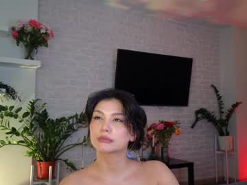 girl
        i_n_d_i_c_a cam image #6038032