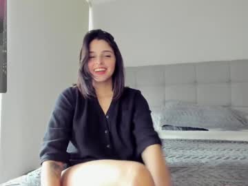 girl
        yourfreakygirl cam image #4276524