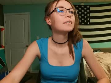 girl
        anabelleleigh cam image #6417409