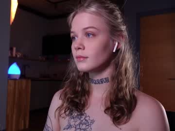 girl
        tendertainted cam image #8130