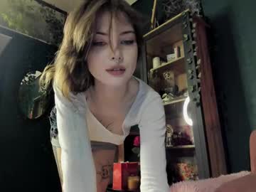 girl
        bmwm5f90 cam image #5665204