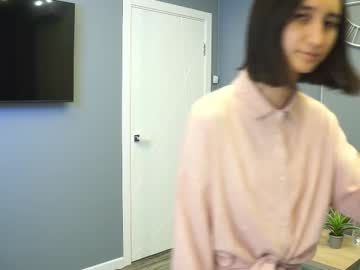 girl Cam Girls Get Busy With Their Dildos With No Shame with dollybolling