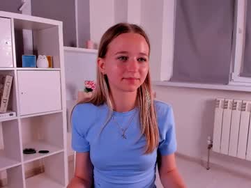 girl Cam Girls Get Busy With Their Dildos With No Shame with edytbanford