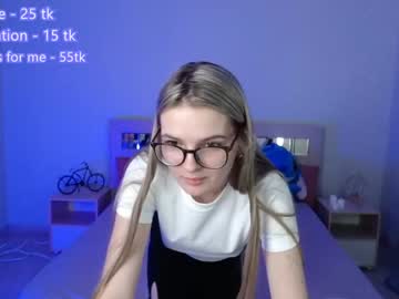 girl
        amelialuck cam image #892464