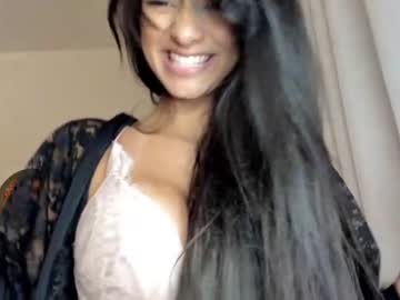 girl
        mayahepburn cam image #1894453