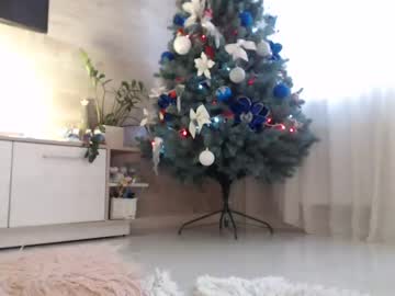 girl
        meryfoxxx cam image #3089638