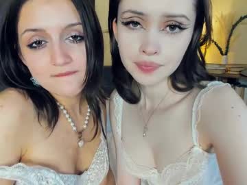 couple
        neldaestey cam image #6694093