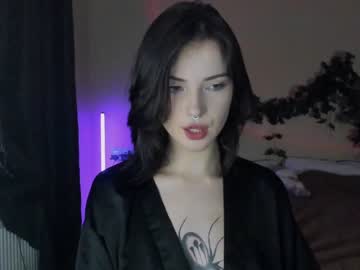 girl
        adelina____ cam image #3279353