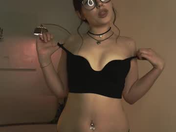 girl
        thelacey cam image #6576018