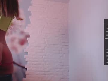 girl
        mazzanti_ cam image #2529362