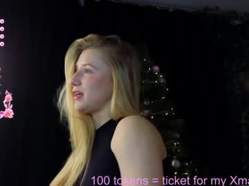 girl
        chloe_guidry cam image #5766963