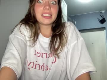 girl
        angel_from_sky cam image #4692314