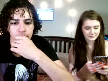 couple
        kyliecakezz cam image #1120113