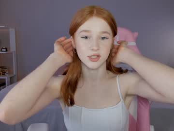 girl
        leahsthetics cam image #6559250