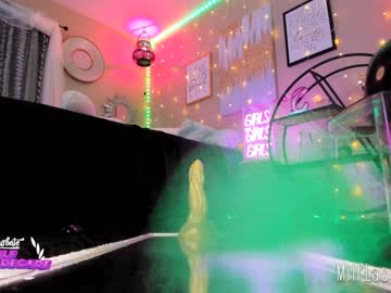 girl
        milf_lacey cam image #872038